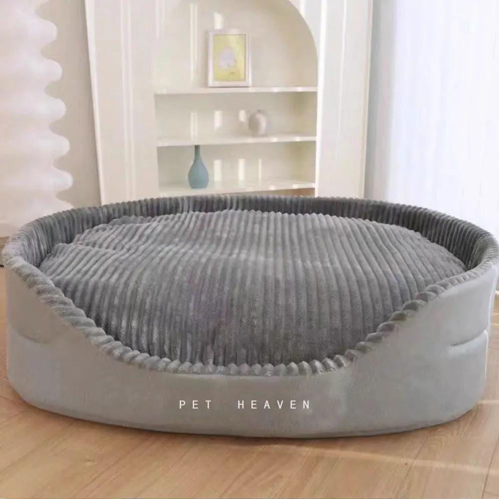 Super Sized Pet Bed, Soft Dirt Resistant, Non-Slip Comfortable, Suitable for Living Rooms, Outdoor Places