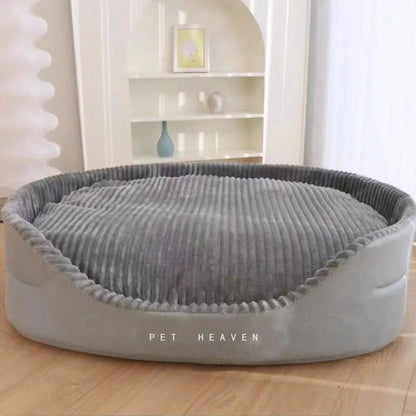 Super Sized Pet Bed, Soft Dirt Resistant, Non-Slip Comfortable, Suitable for Living Rooms, Outdoor Places