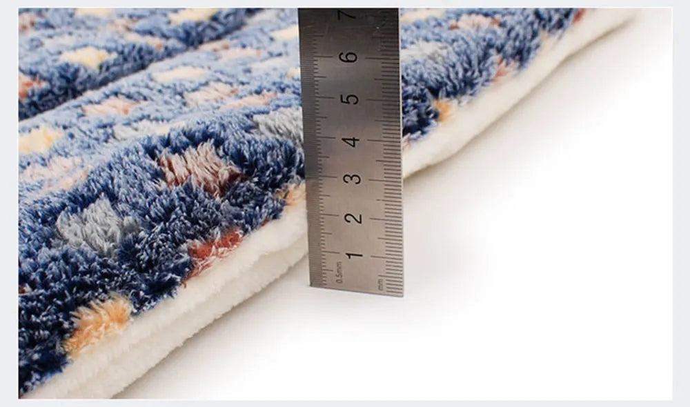 Thickened Sleeping Mat, Flannel Pet Mat, Dog Bed Cat Bed, Dog Blanket Mat, Puppy Kitten Pet Bed, For Small to Large Dogs, Pet Supplies